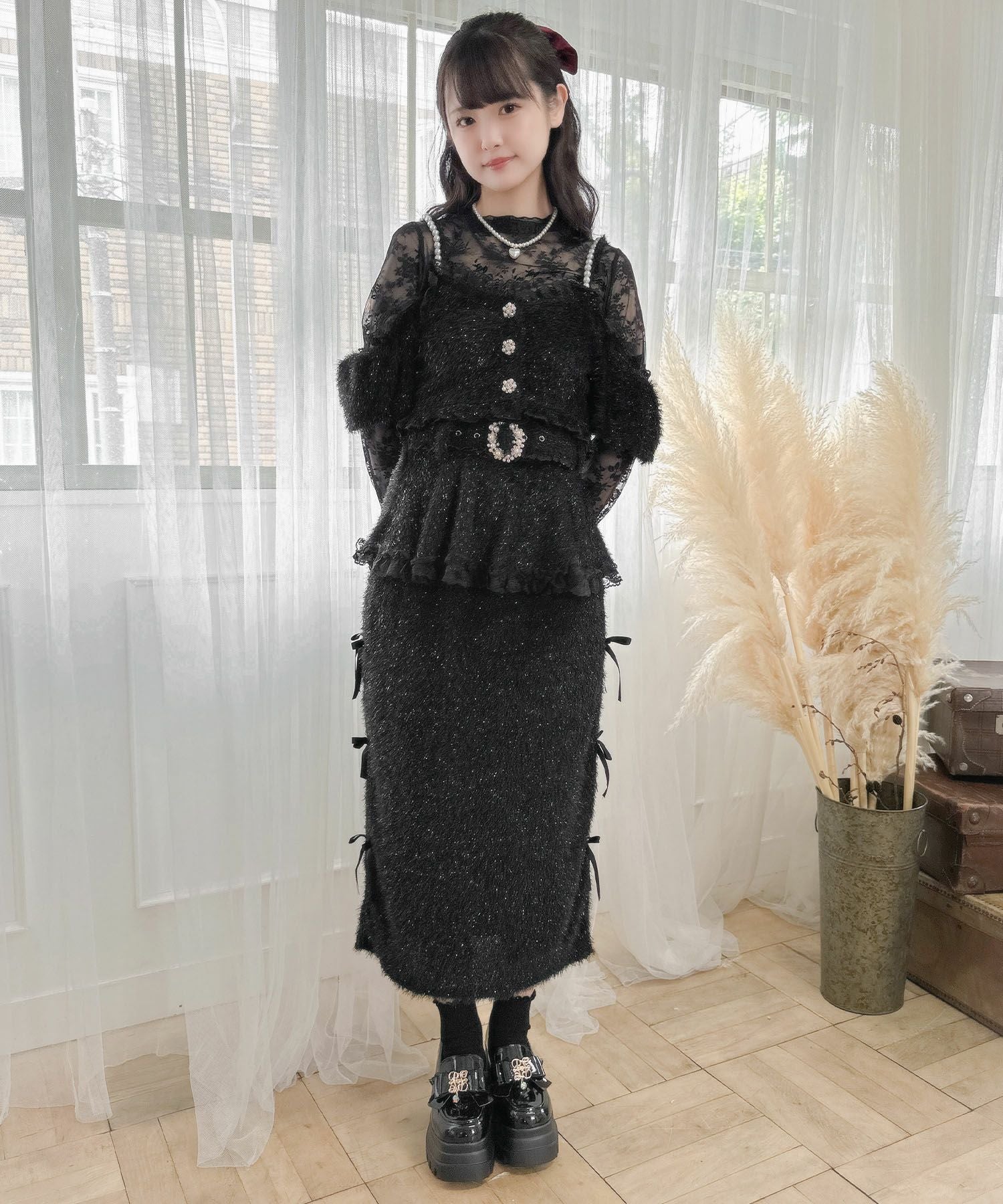 ペプラムブラウス♡フェイクレザースカート MURUA（ムルーア） スカート ZIPスリットフェイクレザースカート