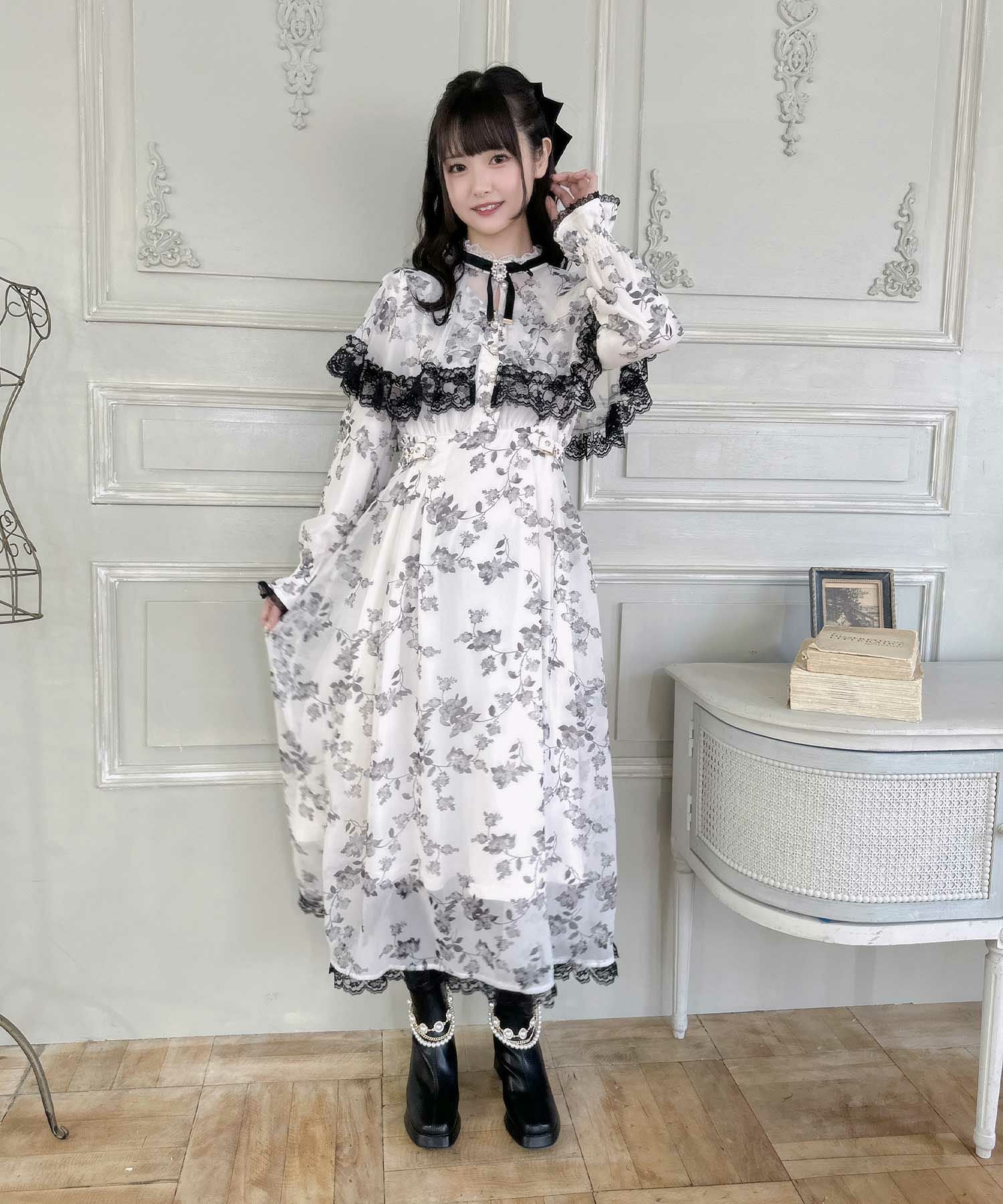 ビジューチェーン付きショートブーツ | Rlab store
