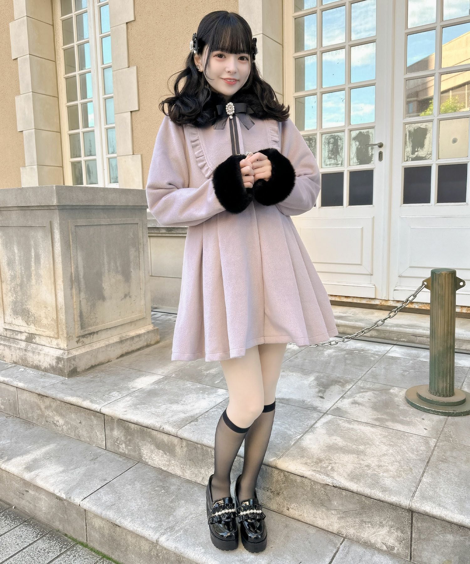 ブローチ付ドーリーコート | Rlab store