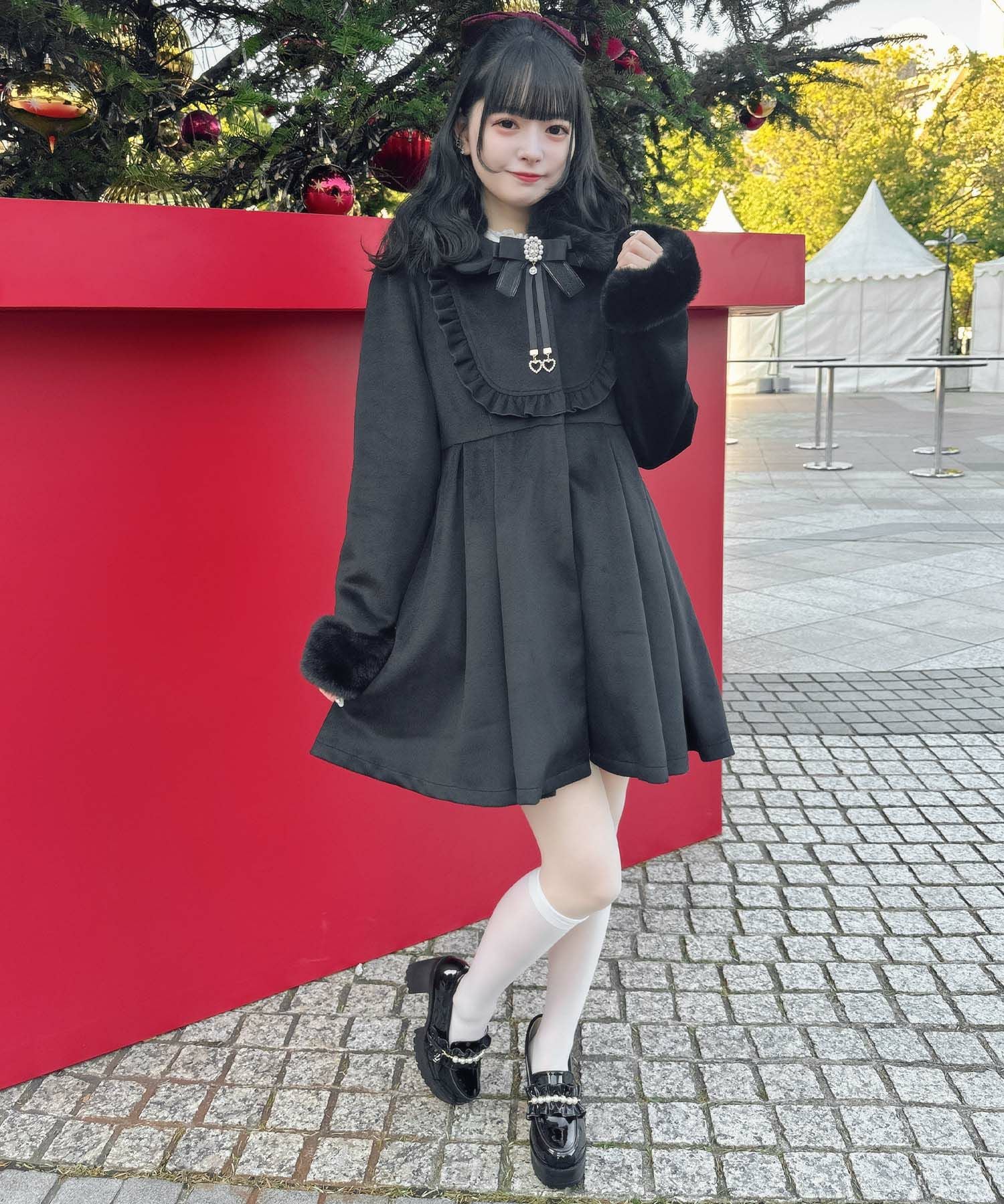 ブローチ付ドーリーコート | Rlab store