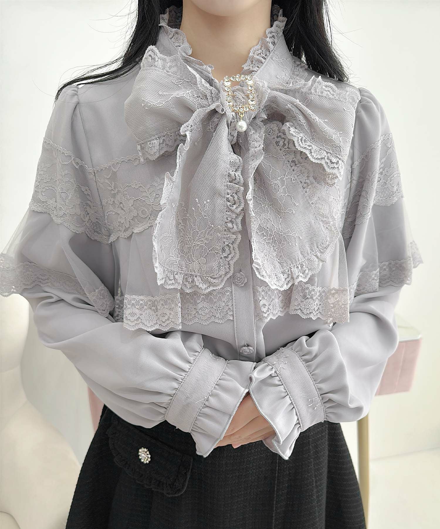 レーストリムボウタイリボンケープブラウス | Rlab store