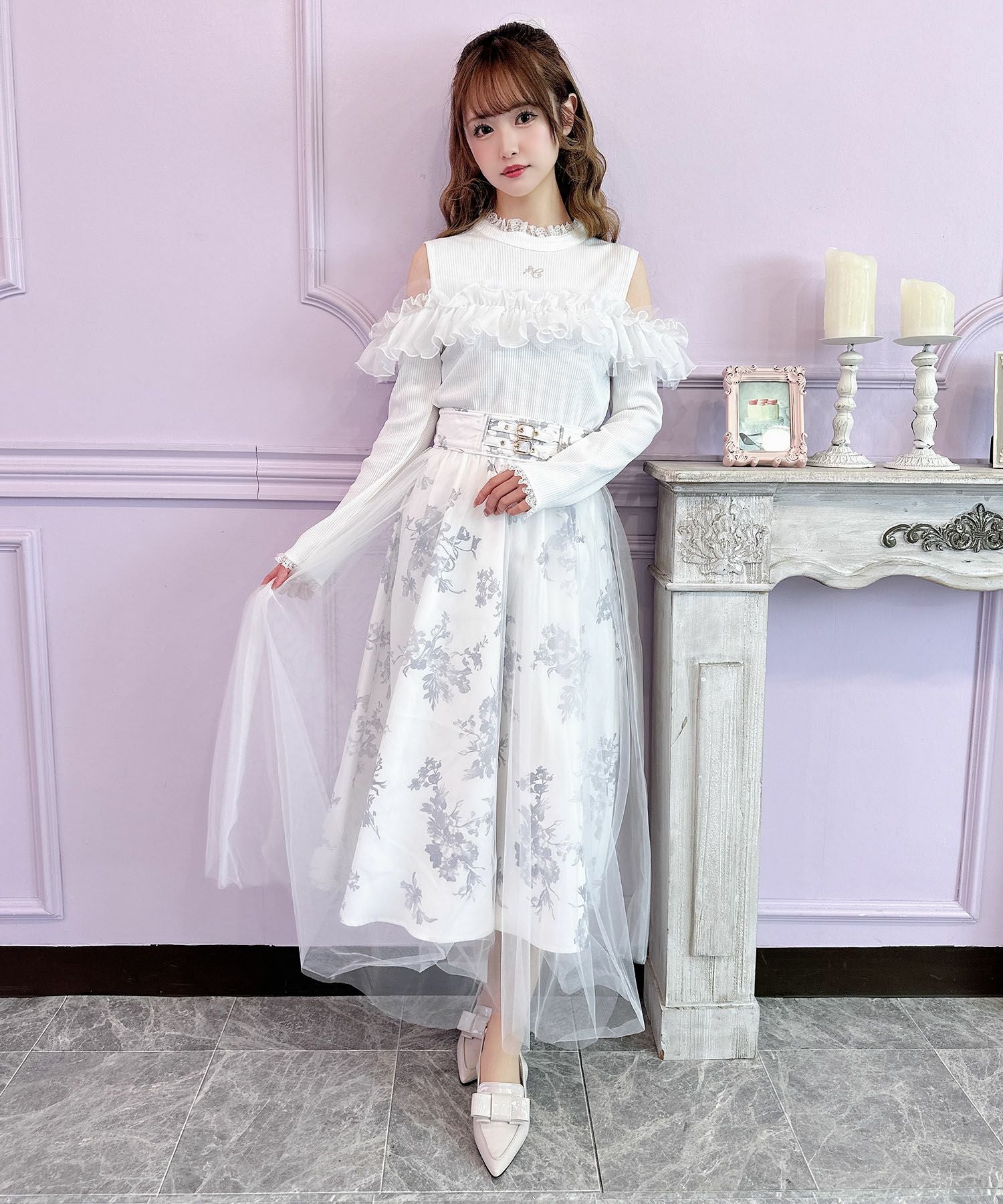 刺繍肩開きラッフルトップス | Rlab store