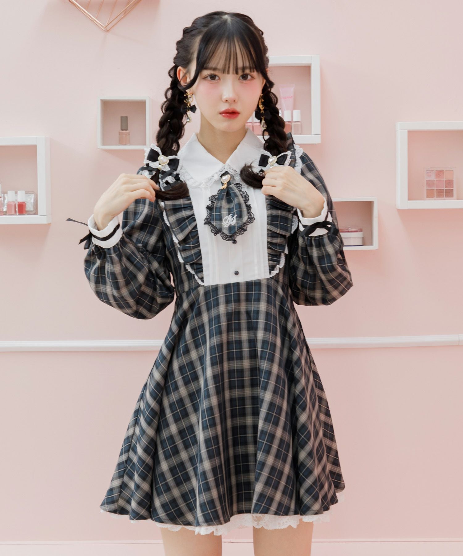 ロゴ入りネクタイ付きスリーブデザインワンピース | Rlab store
