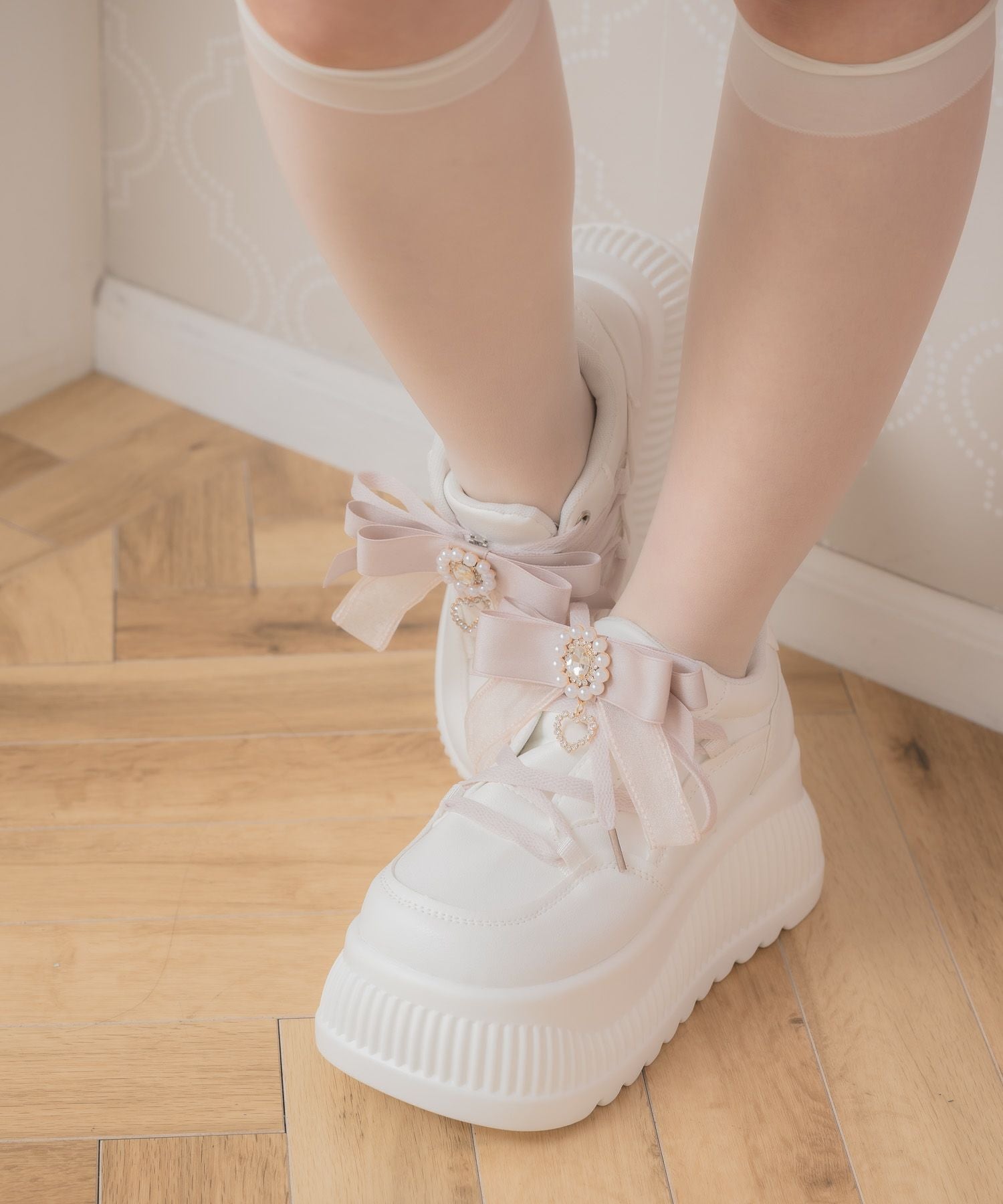 リボンブローチプラットフォームスニーカー | Rlab store