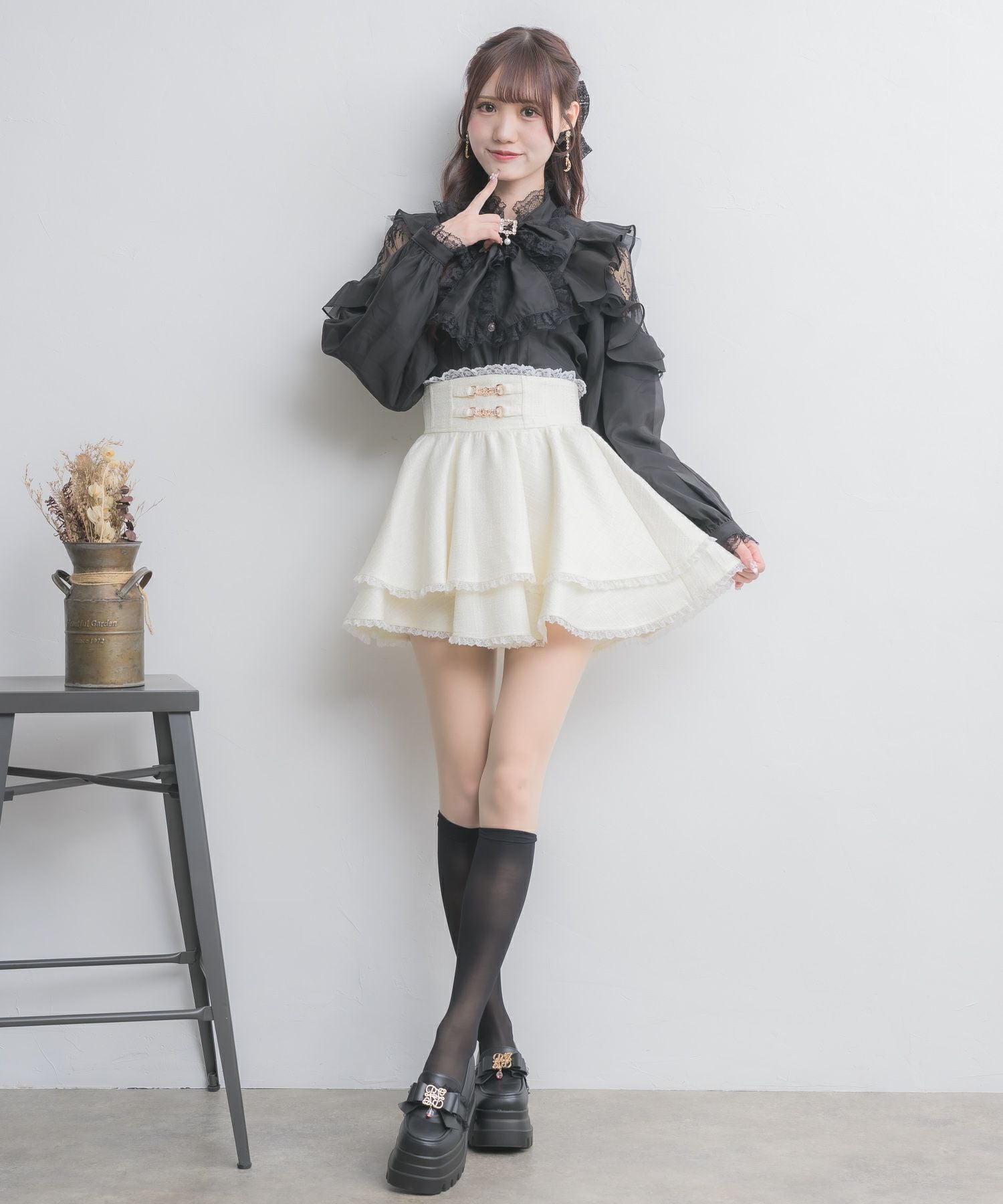 ヴィアバスストップchalayan フレアスカート ふわっと軽やか！ 「フレアスカート」があればシンプルトップスが