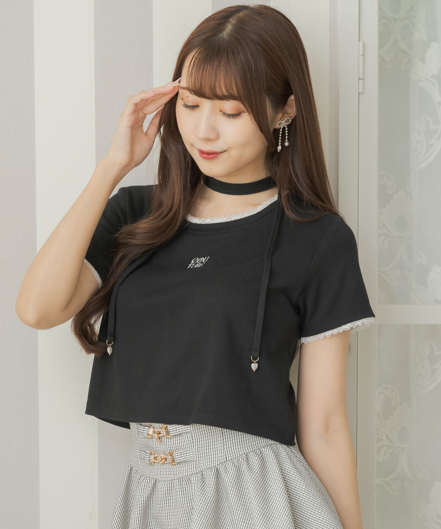 【未使用】Sheglit 刺繍入りチョーカー付き カットソー チョーカー刺繍Tシャツ | Rlab store