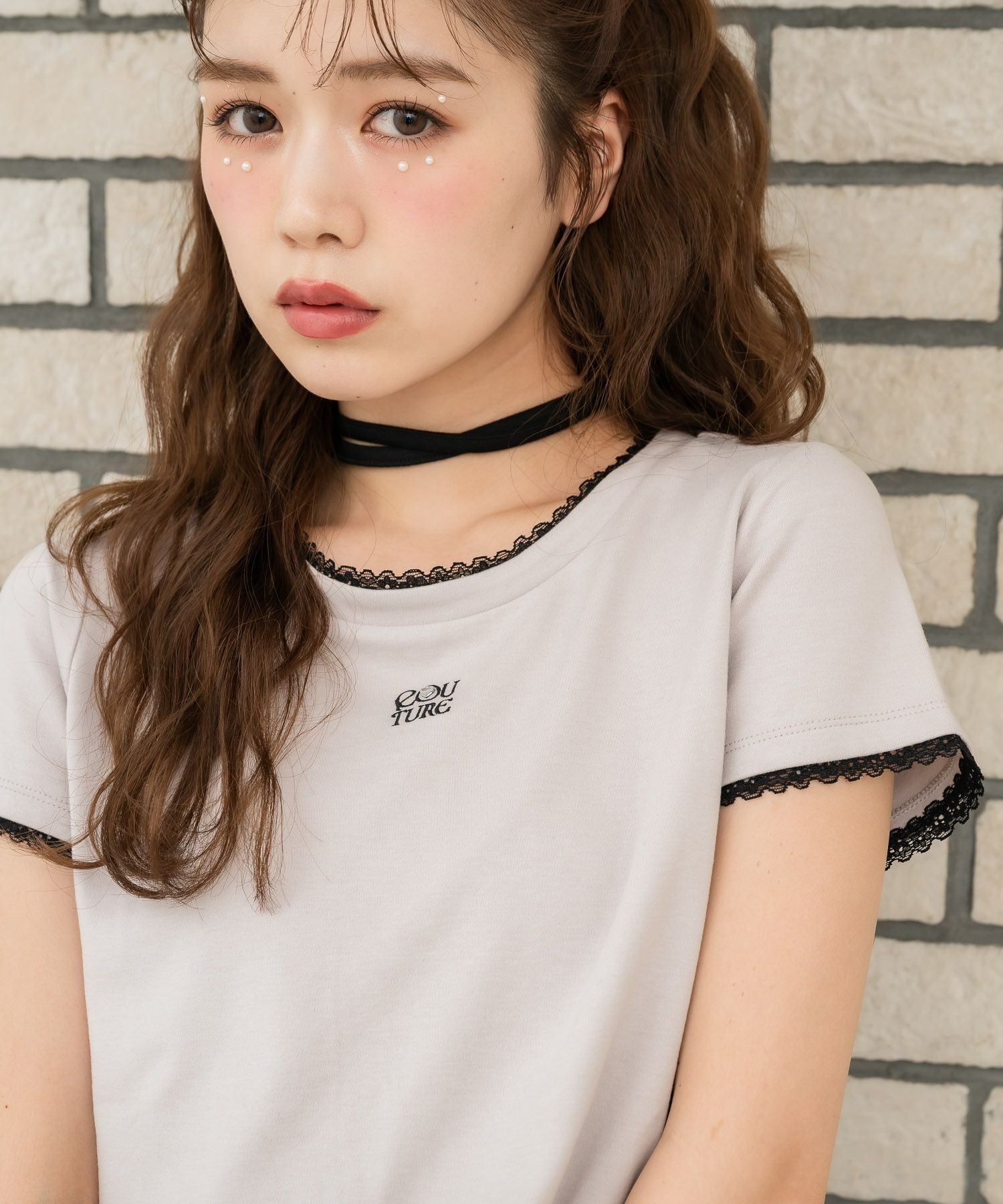 チョーカー刺繍Tシャツ | Rlab store