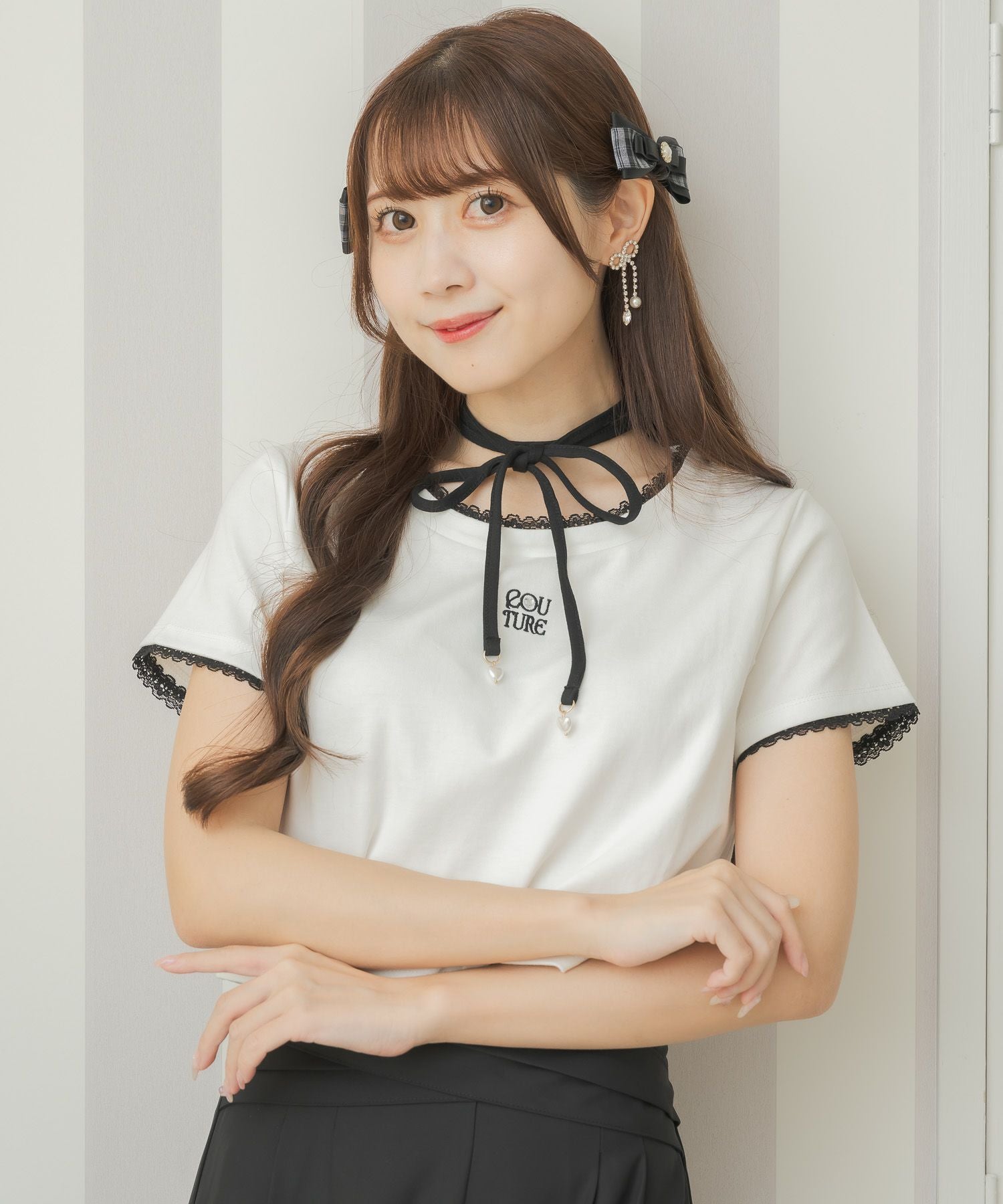 チョーカー刺繍Tシャツ | Rlab store