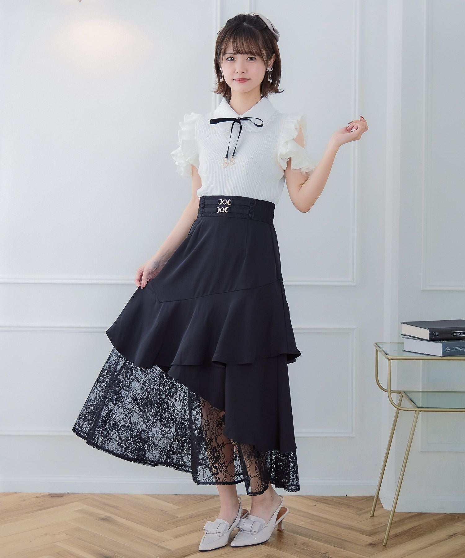 ショルダーラッフルフリルトップス | Rlab store
