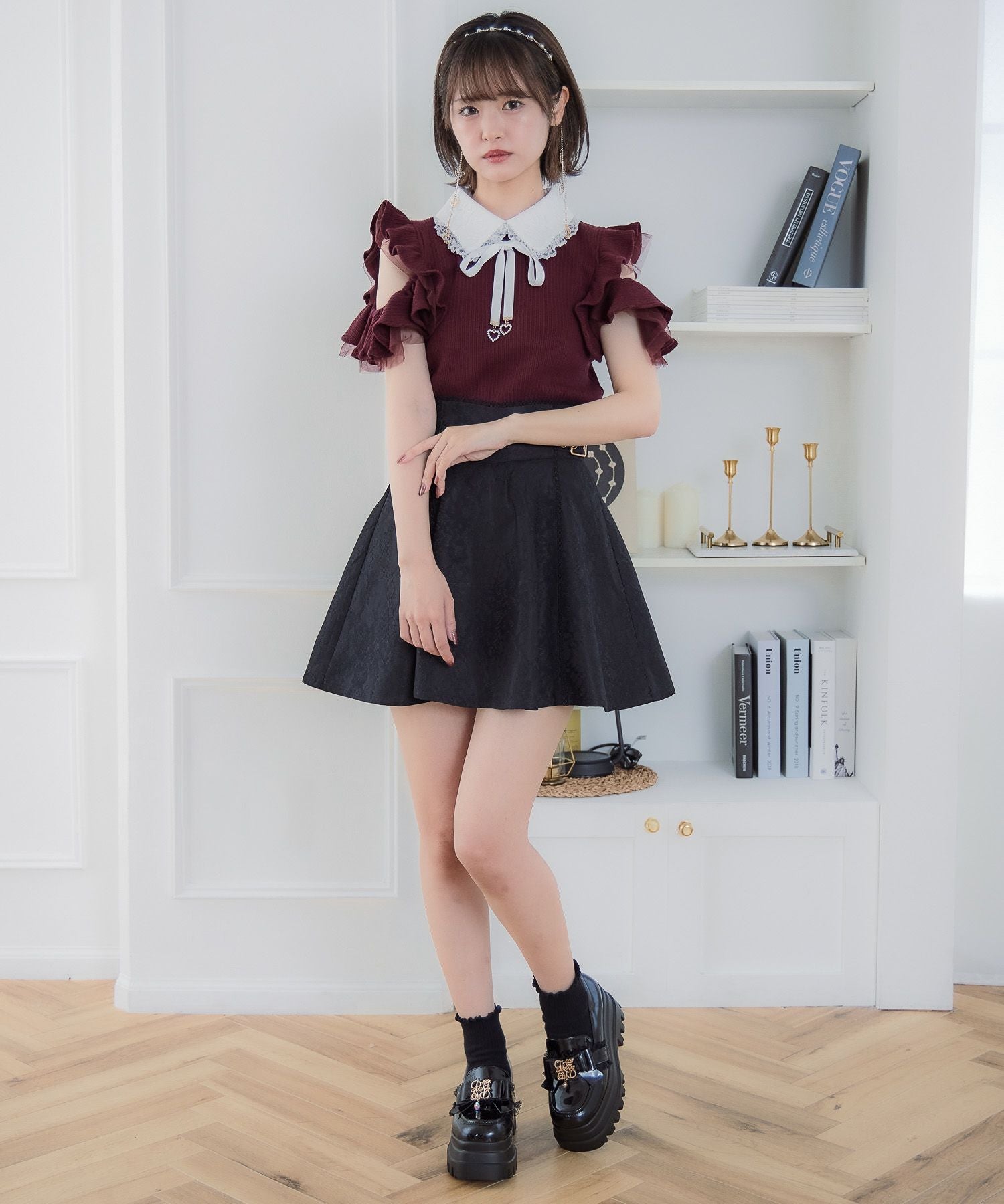 ショルダーフリルトップス⭐︎黒F ショルダーラッフルフリルトップス | Rlab store