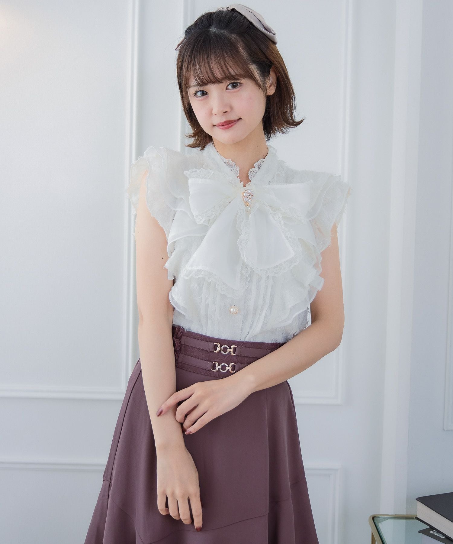 肩フリルフェザーブラウス | Rlab store