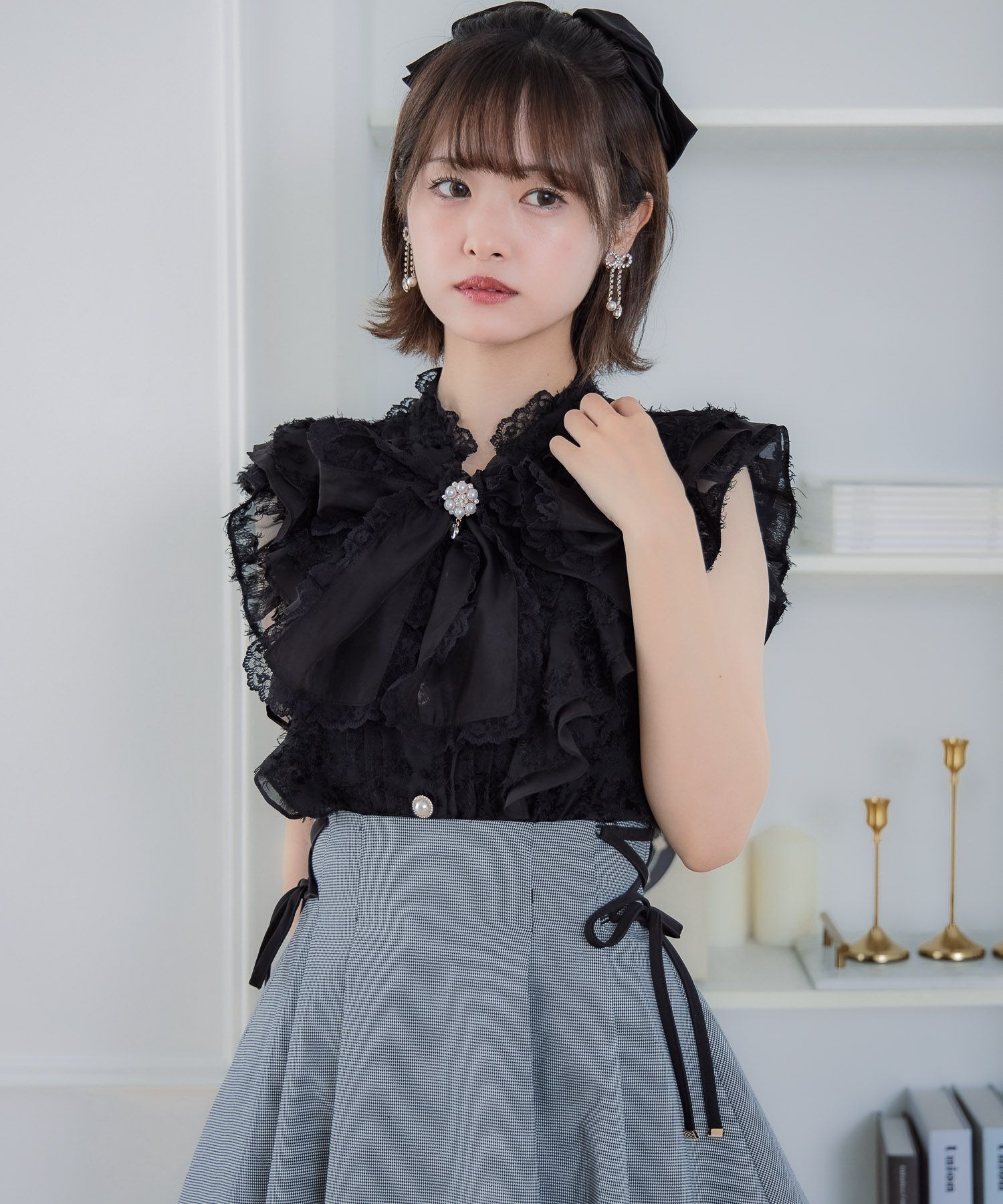 肩フリルフェザーブラウス | Rlab store