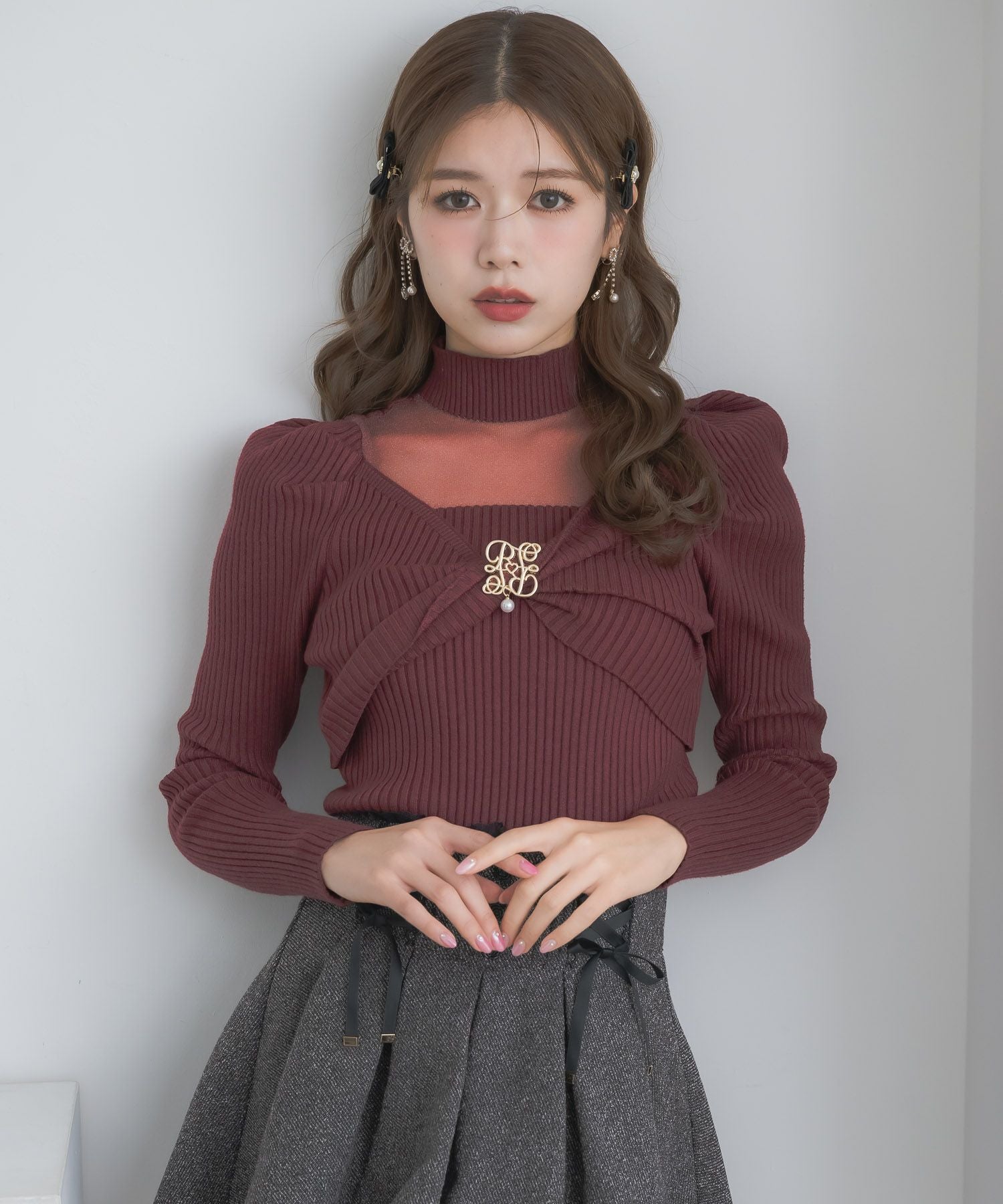 リボンデコ シアーデコルテツイストリボンニット | Rlab store