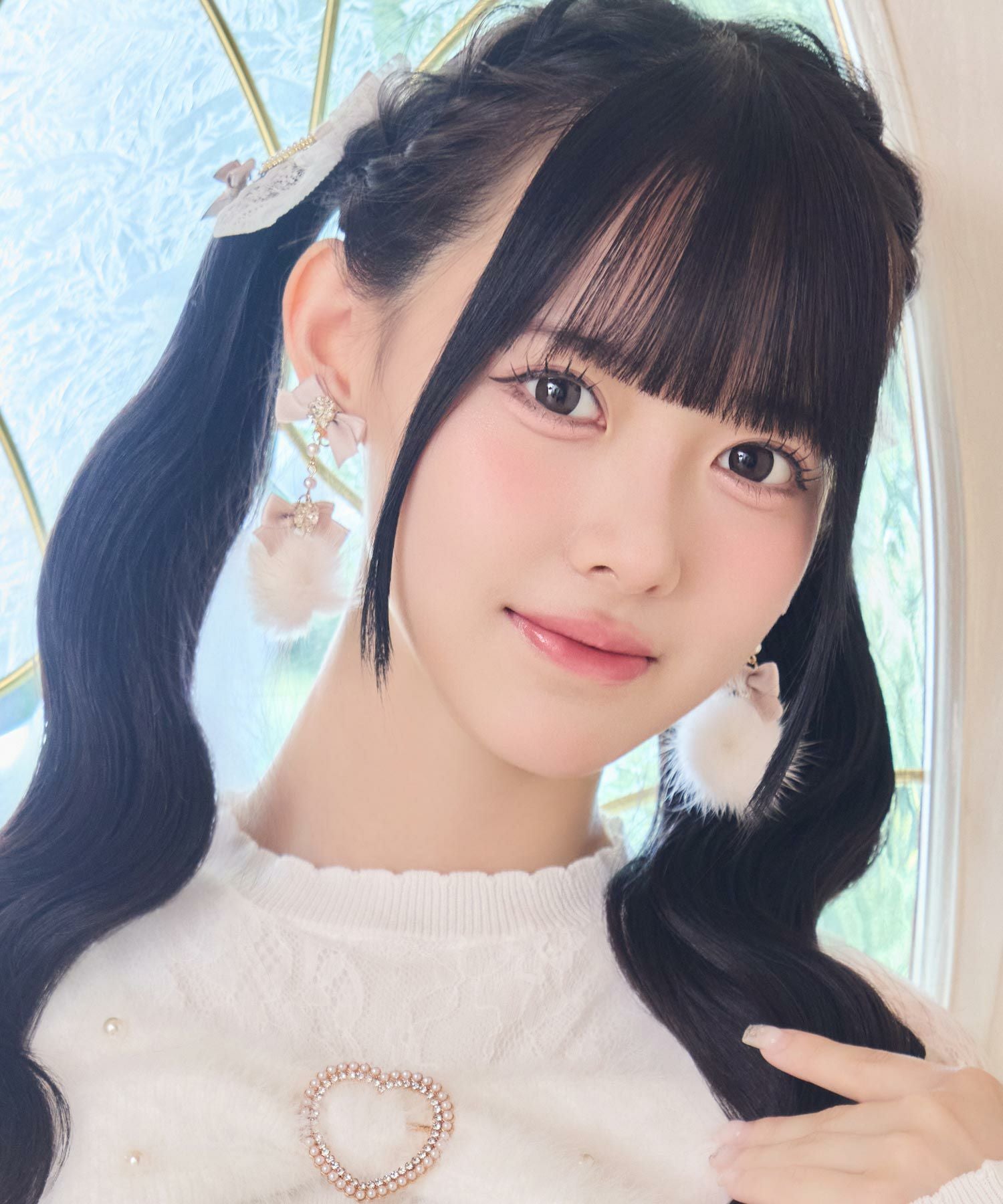 ビジューリボンファーイヤリング | Rlab store
