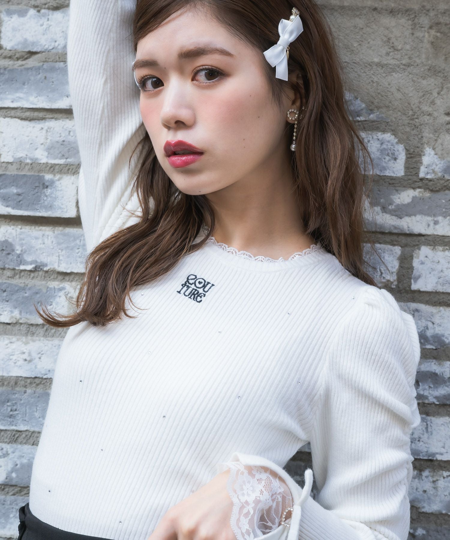 ロゴ刺繍キラキラニットトップス | Rlab store