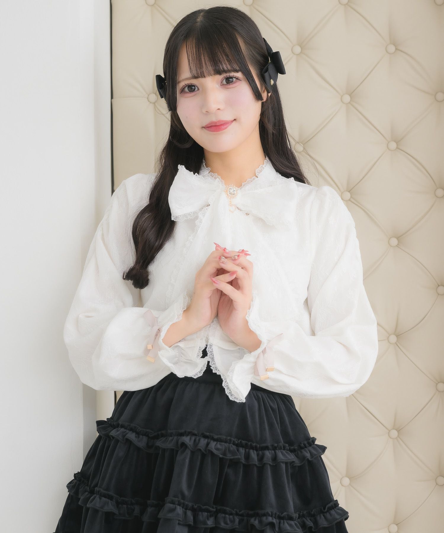 完売ブラウス【TREFLE+1】 ドットブラウス♥ブラックリボン ボウタイ Tops,ブラウス | TREFLE＋1（トレフルプラスワン）