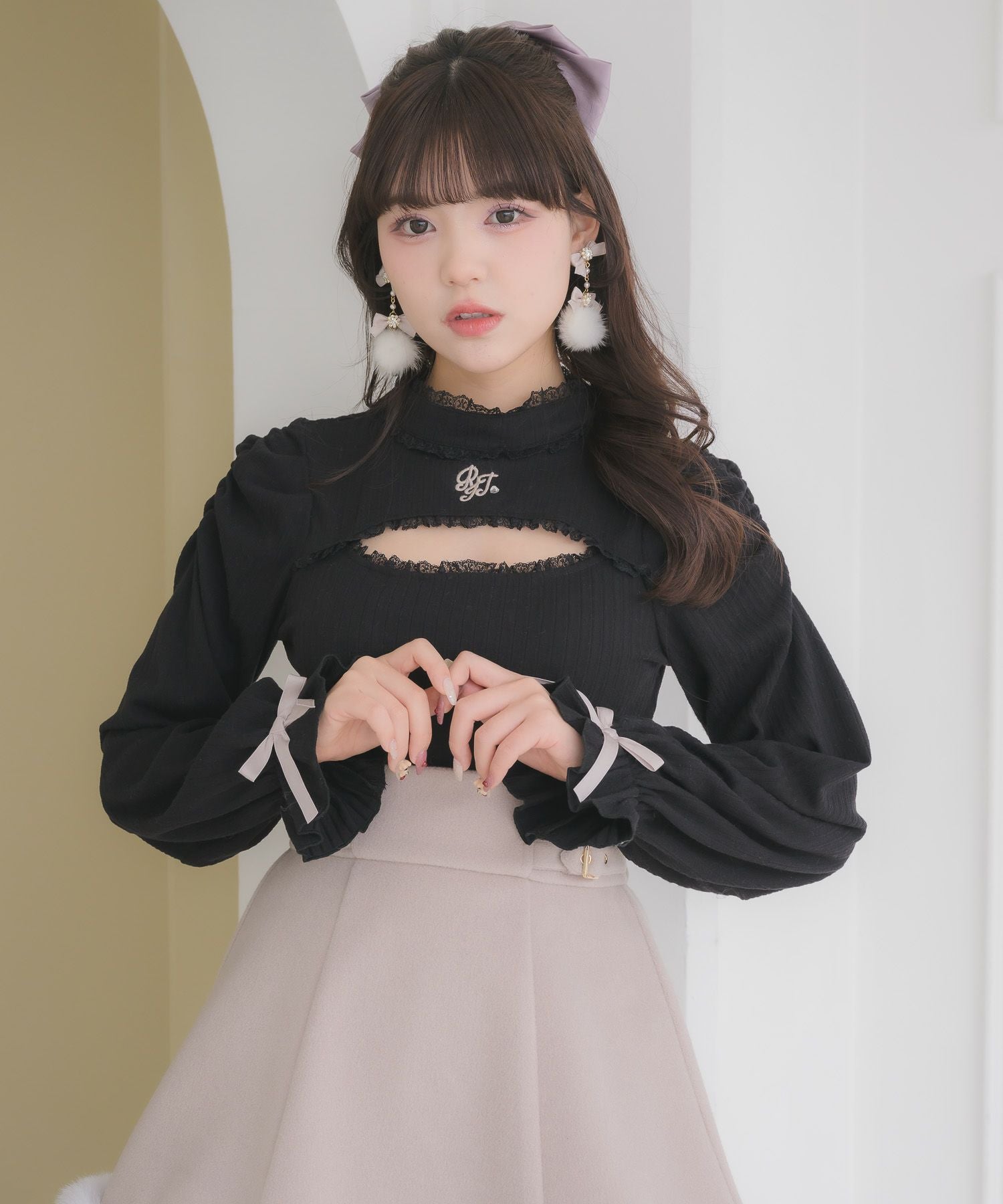 ROJITA トップス ロゴ刺繍デコルテ開きリブTOPS | Rlab store