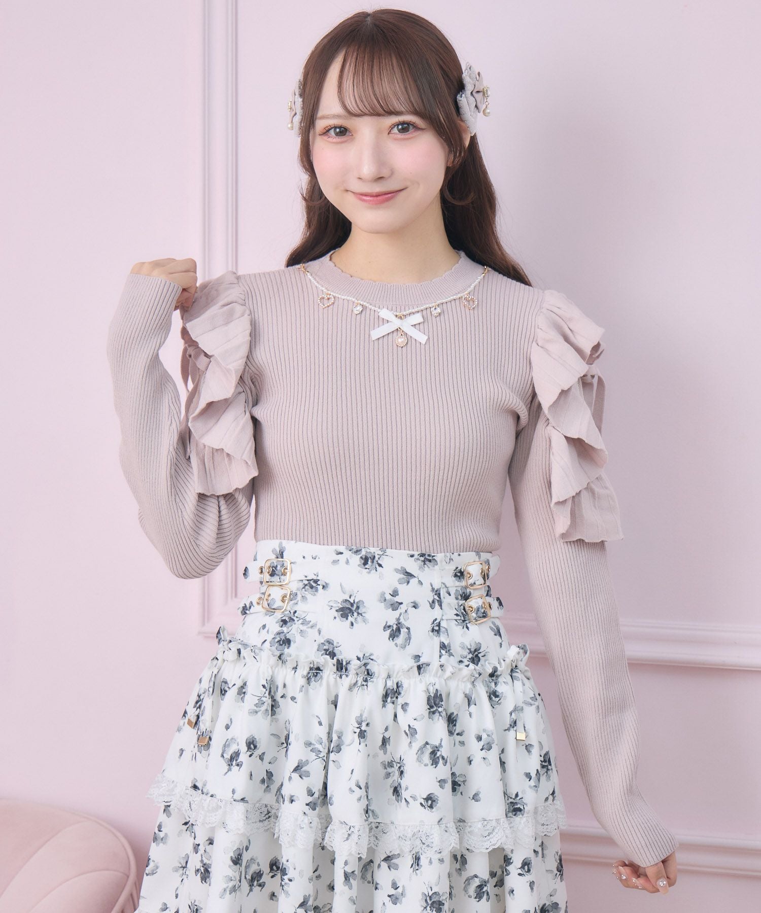 ネックレス付肩フリルニット | Rlab store ネックレス付肩フリルニット | Rlab store