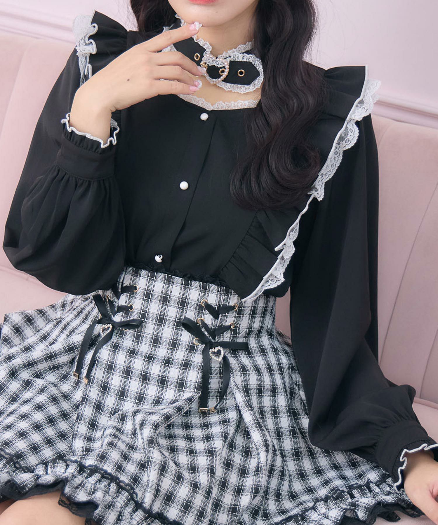 ハートバックルラッフルフリルブラウス | Rlab store ハートバックルラッフルフリルブラウス | Rlab store