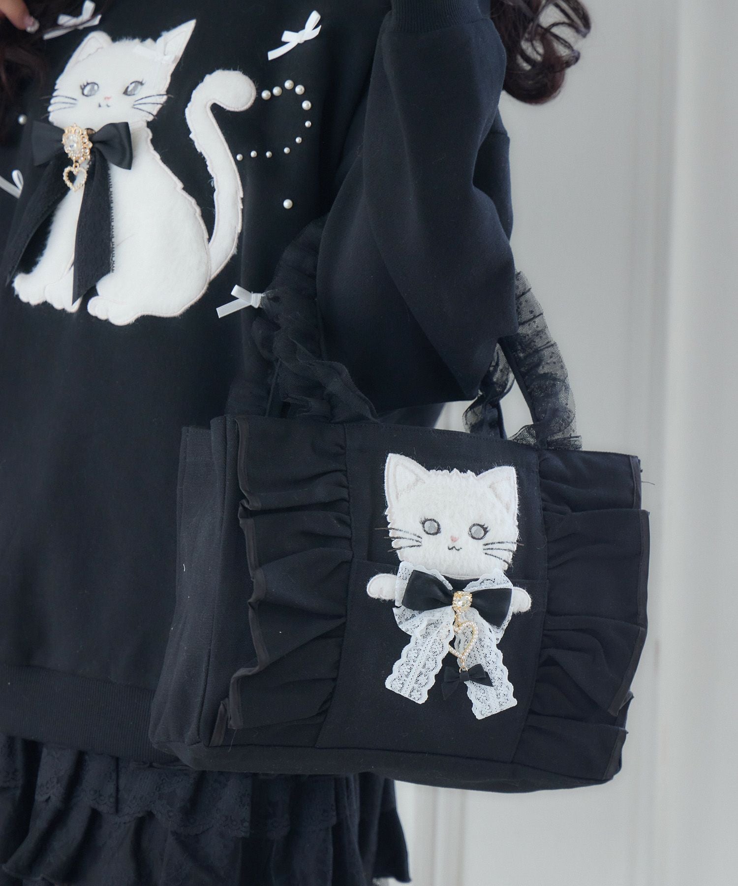rojita ノベルティ ミニリボンキルティングチェーンbag 黒 ブラック RibbonCat ミニトートバッグ | Rlab store