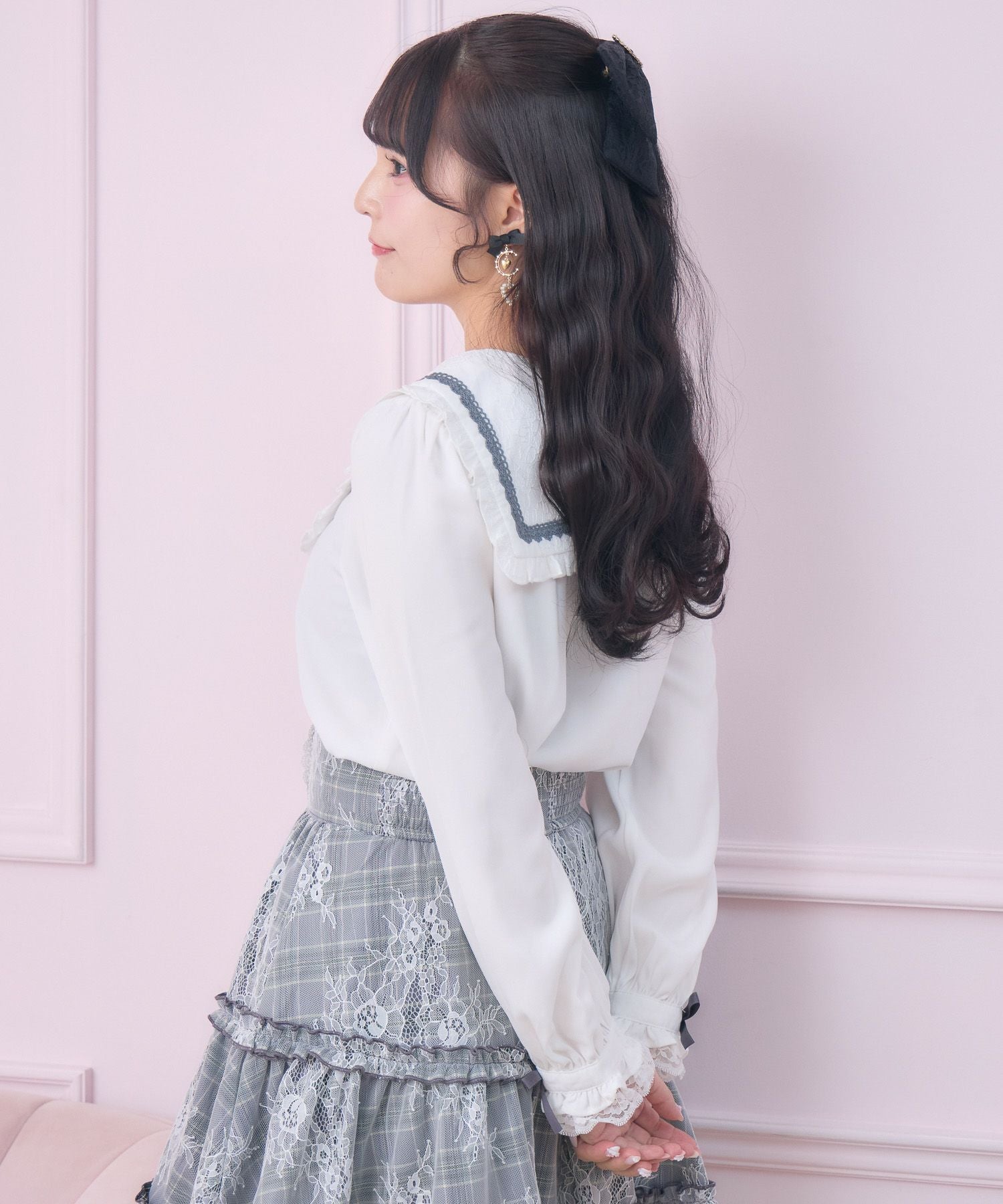 セーラー風ネクタイブラウス | Rlab store