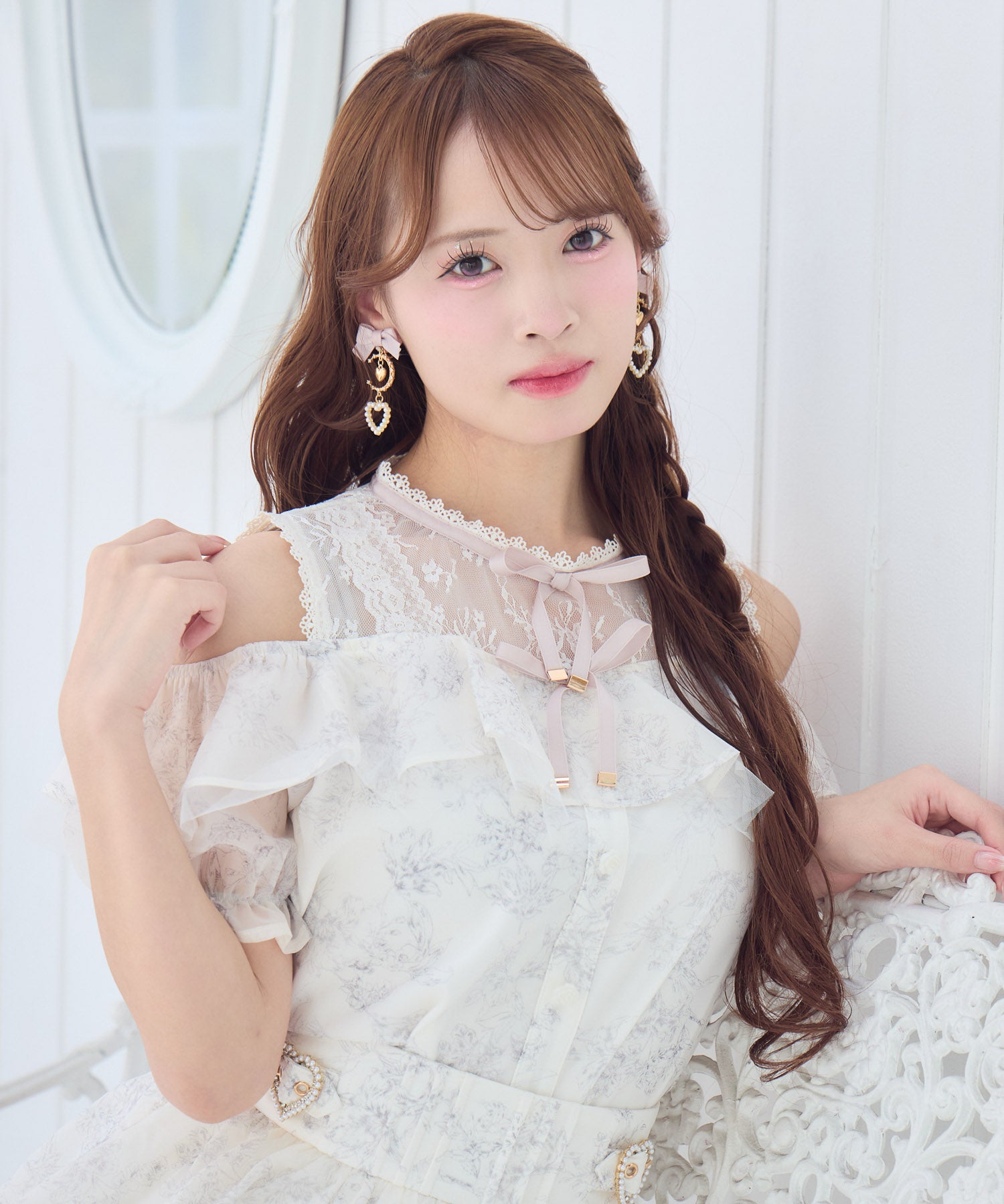 【ホワイト】レイヤードラッフルブラウス qualite｜レイヤードラッフルブラウス | Rakuten Fashion(楽天