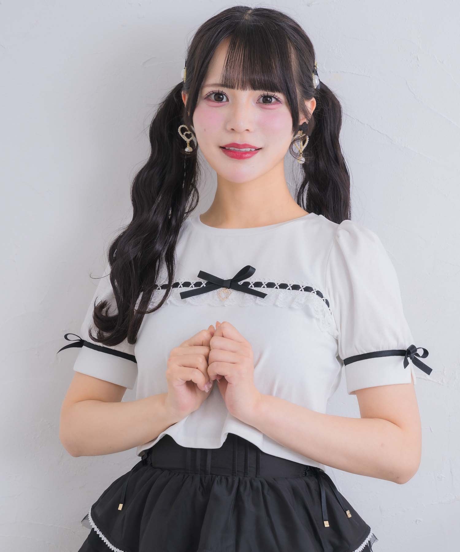 ボリューム袖レースデザインTシャツ | Rlab store