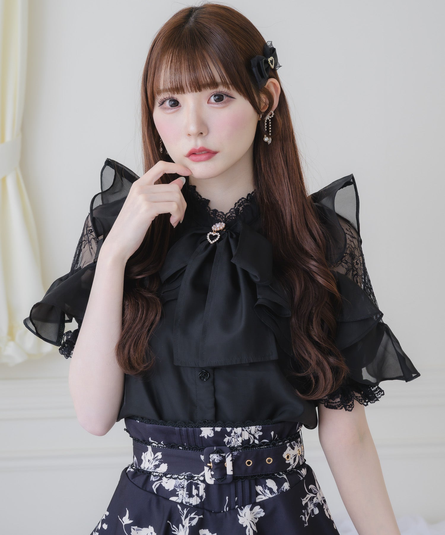 ラッフルシアーブラウス | Rlab store