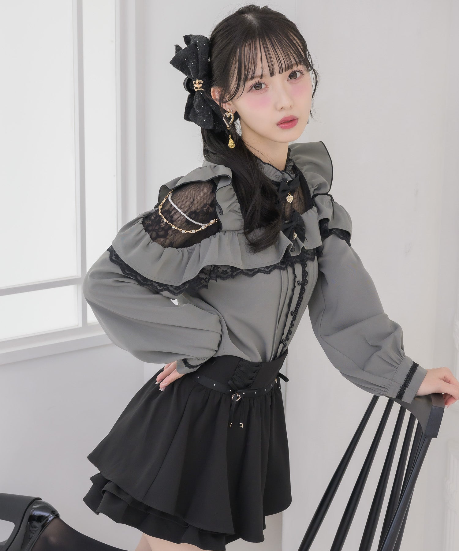 ダブルリボンサイドチェーンブラウス | Rlab store