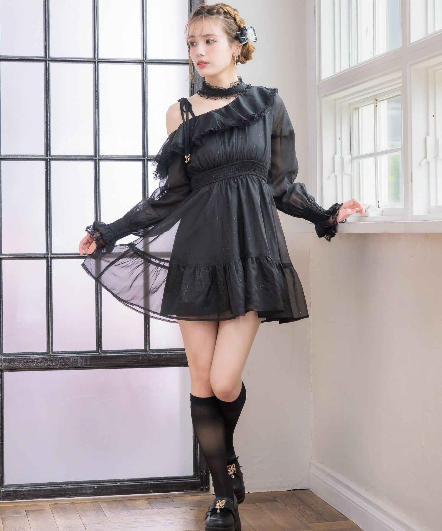 ワンショル花柄ミニ丈ワンピース | Rlab store