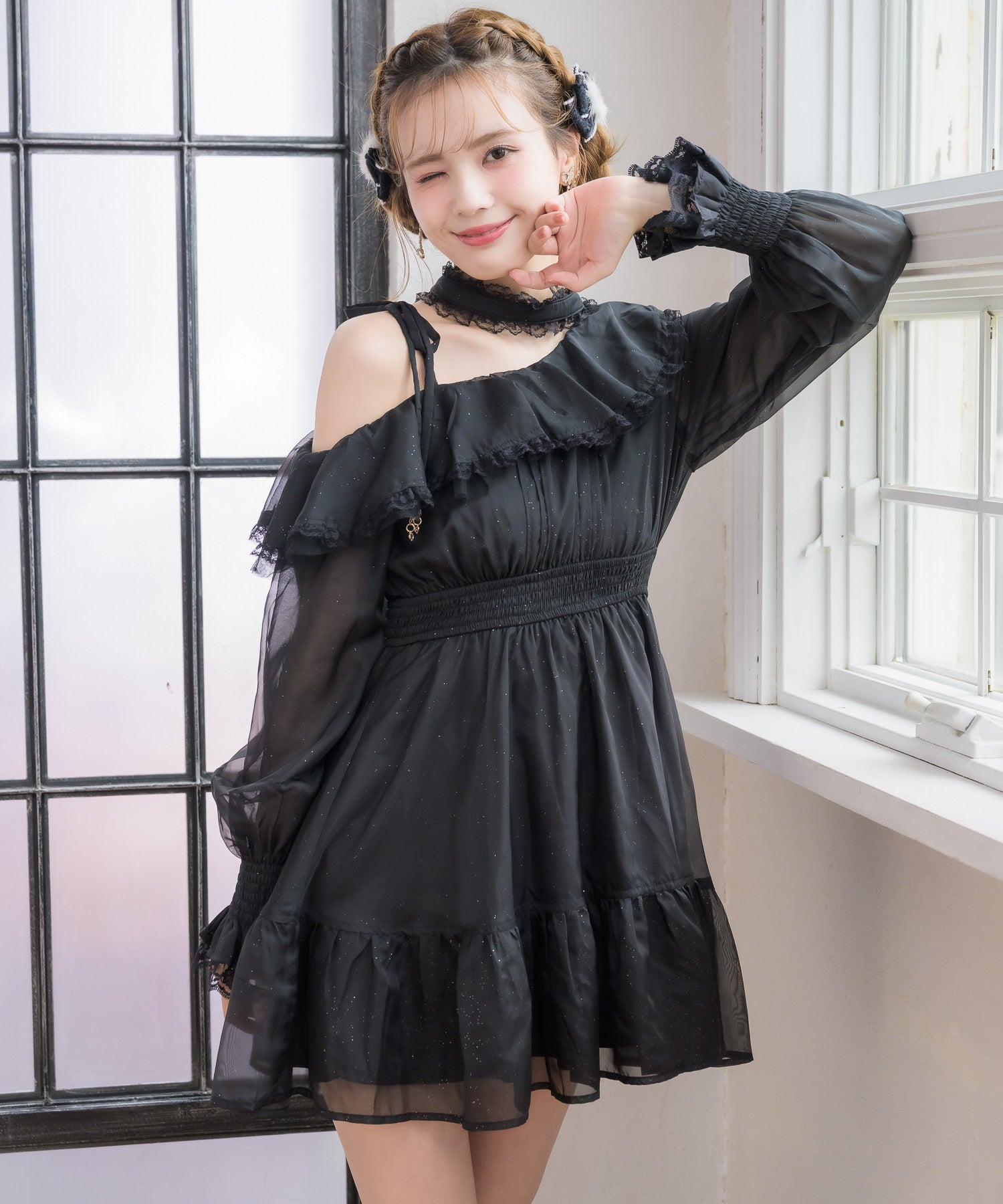 ワンショル花柄ミニ丈ワンピース | Rlab store