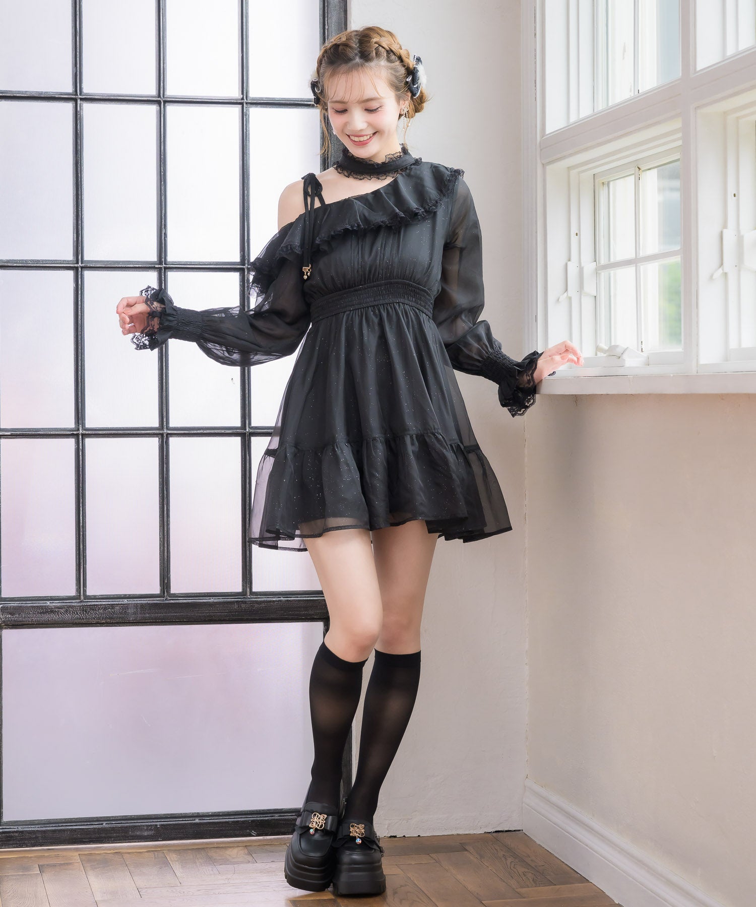 ワンショル花柄ミニ丈ワンピース | Rlab store